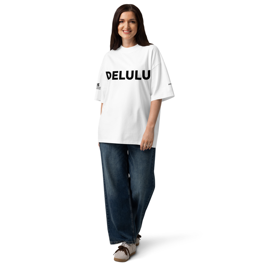 T-Shirt DELULU. weiss – Lifestyle2